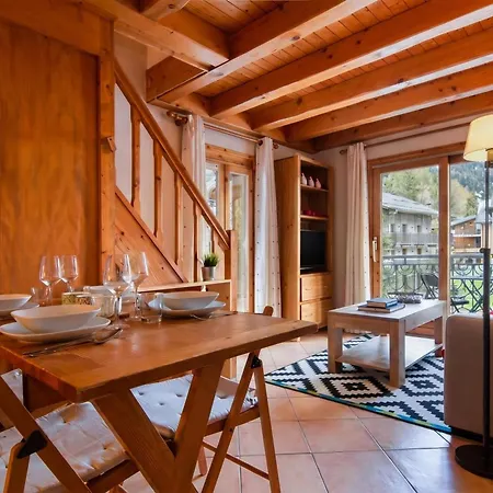 Le Cristal Lognan 8 Mountain View & Free Wifi - Happy 公寓 *